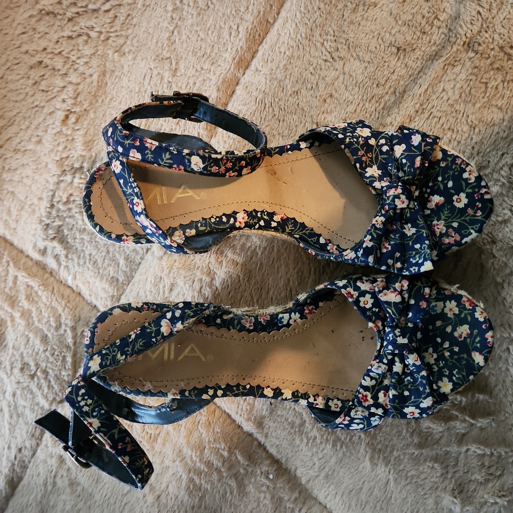 MIA Size 10 Blue Floral Strappy Tan Espadrille Wedge - Picture 1 of 8
